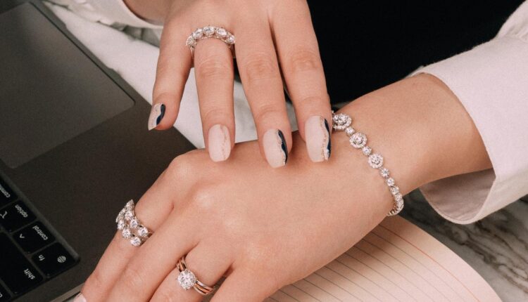 gelang berlian eksklusif